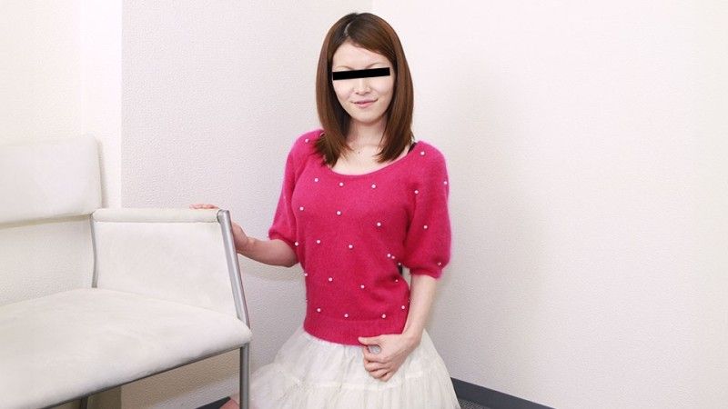 亲生女儿雾岛安娜试衣间激情性爱,服饰店员野性内射实录 10musume_081624_01