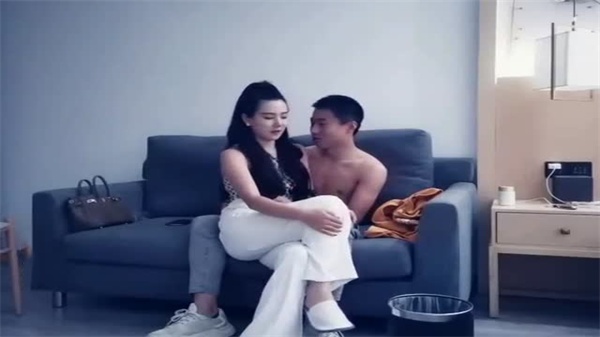 9总全国探花:清纯平面模特王祖贤乖巧外表下隐藏的极致淫荡