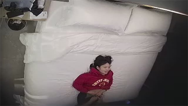 乐橙酒店偷拍情侣野战 巨乳女友被操到失禁